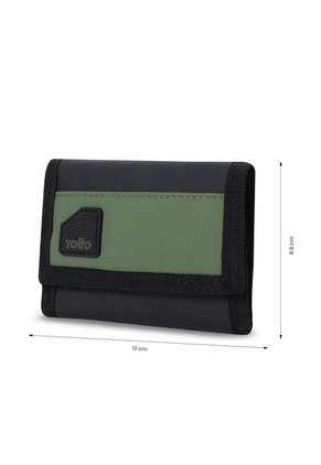 Billetera Para Hombre Contrast Chain Con RFID Blocker Negra