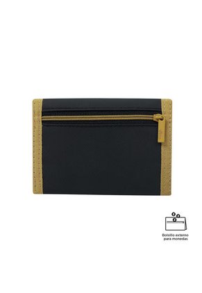 BILLETERA TOTTO CONTRAST QUI