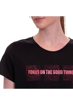 Camiseta Estampada Para Mujer Dusti Manga Corta Negra