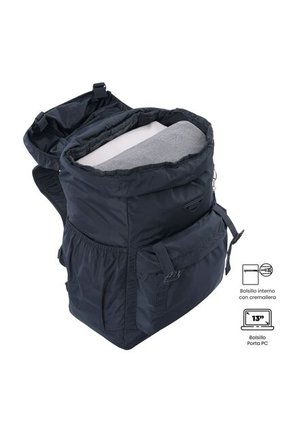 Mochila Plegable Liviana Collapse Grande Azul