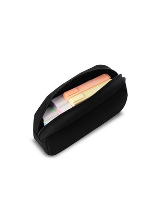 Cartuchera Multiuso Racer Mediana Negra