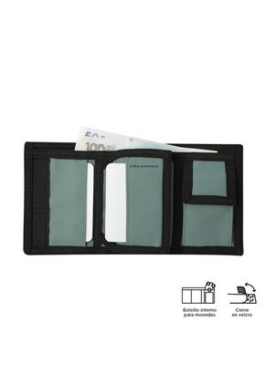 Billetera Contrast Chain Con RFID Blocker Negra/Verde