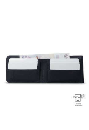 Billetera Hombre Wood 2 Grande Con RFID Blocker Azul