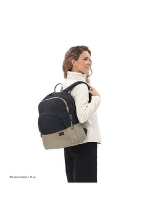 Morral Universitario Toluca 2.0 Porta PC 16" Negro Mujer