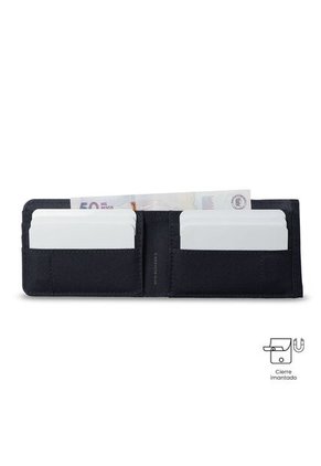 Billetera Hombre Wood 2 Grande Con RFID Blocker Azul