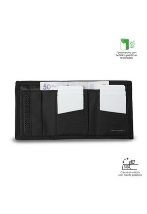 Billetera Hombre Riva Pequeña Con RFID Blocker Negra