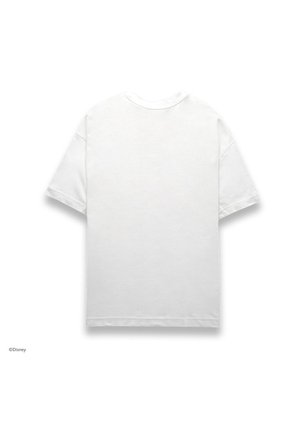 Camiseta Oversize Blanca Mickey Mouse In Real Life Feel