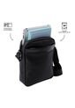 Bolso Para Hombre Kano Crossbody Negro de Totto