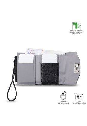Billetera Para Mujer Smooth Ney Con RFID Blocker Negra