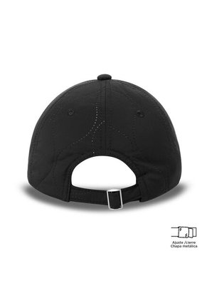 Gorra Beisbolera Sassi Color Negra