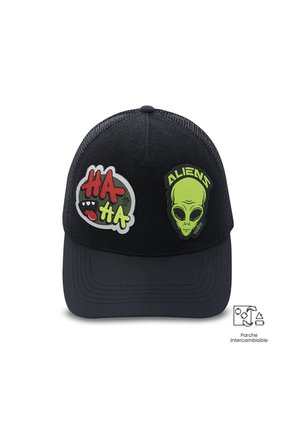 Gorra Camionera Forest Color Negro