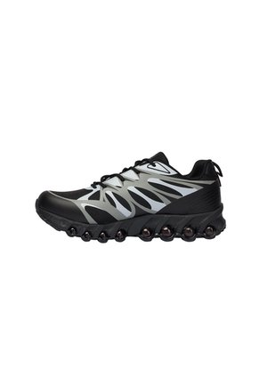 TENIS 8 AIR TREME