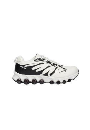 TENIS 8 AIR TREME