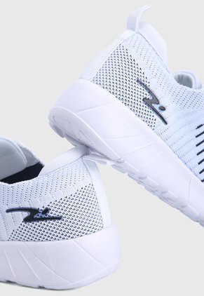 Tenis Training Celeste-Blanco-Negro TREME