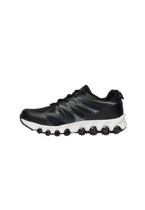 TENIS 8 AIR TREME