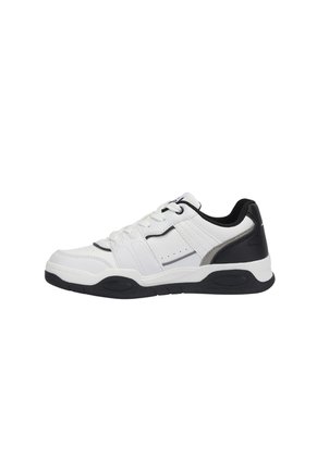 TENIS BRONKER TREME