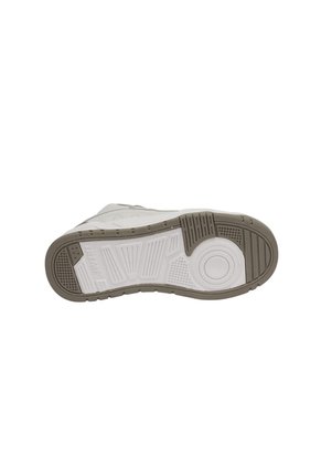 TENIS ALPER TREME