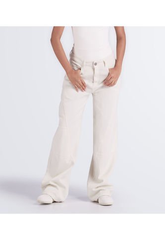 Pantalón Bota Recta Con Cortes Typer Typer