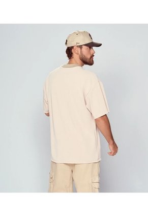 Camiseta Con Cuello Tejido Para Hombre Typer