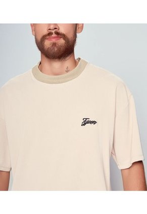 Camiseta Con Cuello Tejido Para Hombre Typer
