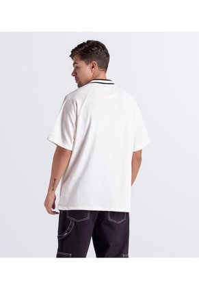 Camiseta Oversise Bordada Con Cuello Tejido Typer