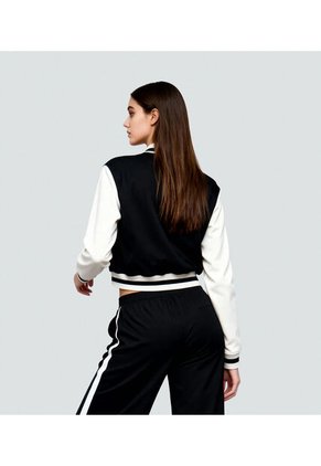 Chaqueta Para Mujer Typer