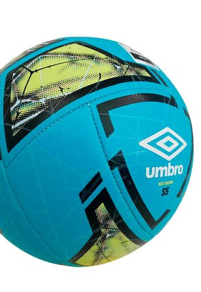 BALÓN UMBRO NEO SWERVE 21188U-KZZ