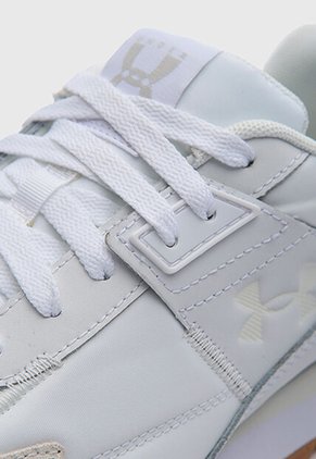 Tenis UNDER ARMOUR Essential Runner Blanco