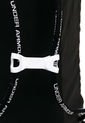Tula Negra-Blanca UNDER ARMOUR Undeniable Sackpack de Under Armour