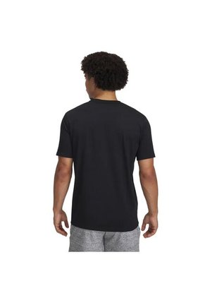 CAMISETA PJT RCK UNDER ARMOUR