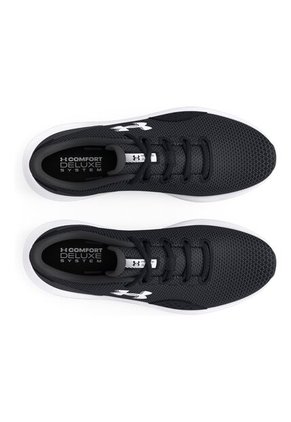 TENIS UNDER ARMOUR MUJER SURGE 4 - 3027007-001