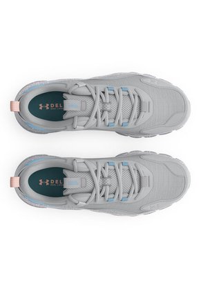 Tenis Mujer UNDER ARMOUR W CHARGED VERSSERT S Gris Under Armour