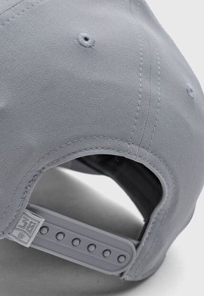 Gorra UNDER ARMOUR Curry Gris