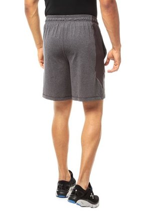 Pantaloneta Gris Under Armour 8in Raid Short