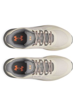 Tenis Hombre Under Armour CHARGED BANDIT TR 3 Marron Under Armour