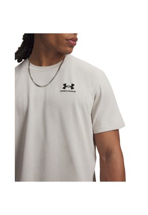 Camiseta Hombre Under Armour M Logo Emb Hvwght Blanco Under Armour