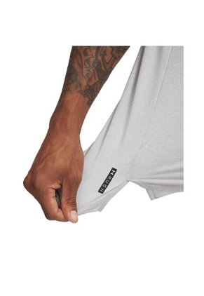 Camiseta Hombre Under Armour VANISH ENERGY SS Gris Under Armour