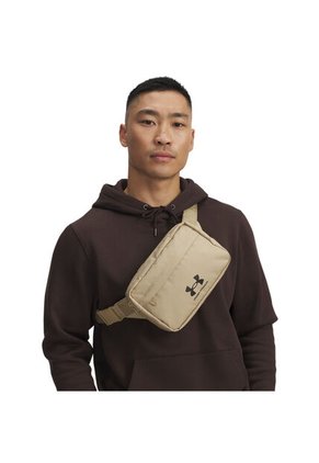 Canguro Under Armour ESSNTL LITE WB Marrón Under Armour