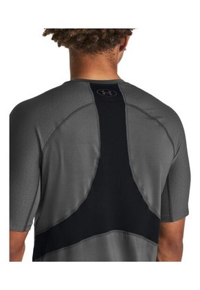 Camiseta Hombre UNDER ARMOUR SMARTFRM RUSH 20 SS Gris Under Armour