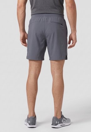 Pantaloneta Running UNDER ARMOUR Launch 7 Gris