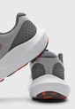 Tenis UNDER ARMOUR Charged Surge 4 Gris de Under Armour