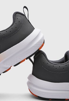 Tenis UNDER ARMOUR Charged Assert 10 Gris Oscuro