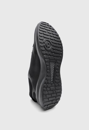 Tenis Training UNDER ARMOUR Charged Edge Negro