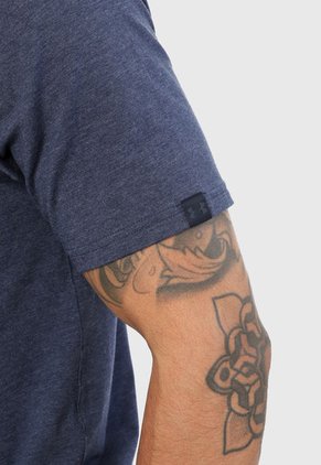 Polo Azul UNDER ARMOUR Charged Cotton® Scramble