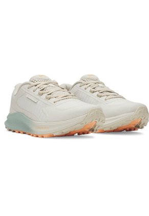 Tenis Mujer Under Armour W CHRGED BANDIT TR 3 Blanco Under Armour