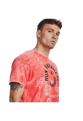 Camiseta Hombre UNDER ARMOUR RUN EVERWHRE TEE Rojo Under Armour