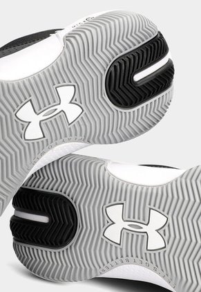 Tenis Basketball Negro-Blanco UNDER ARMOUR Steph Curry IV