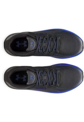 Tenis Running Hombre Under Armour CHARGED BANDIT TR 3 Gris Under Armour