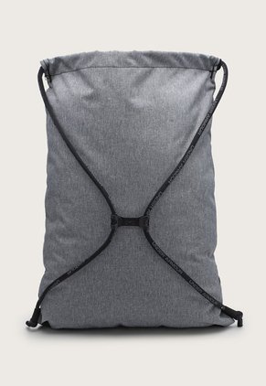 Tula Gris-Negro UNDER ARMOUR Undeniable