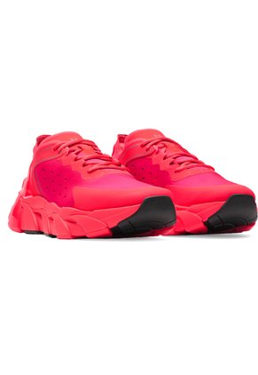 Tenis Unisex Under Armour UA HALO TRAINER Rojo Under Armour
